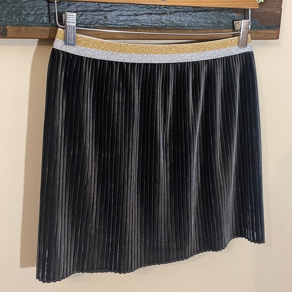 United Colors of Benetton Grey Velvet Pleated Skirt - Picture 4 of 12
